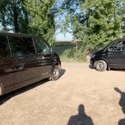 policajná caravella a súkromný detektív